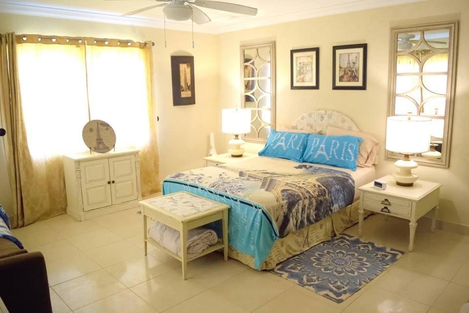 Hidden Gem Barbados Bed and Breakfast Christ Church Exteriör bild